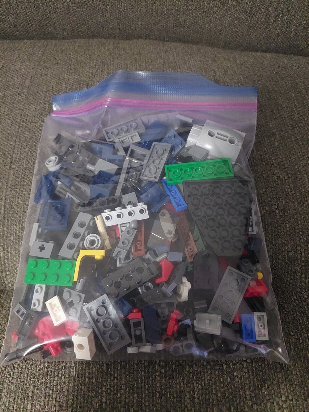LEGO *NEW* 6oz Random LEGO Pieces/Set Parts Bulk Lot Grey/Dark Blue/Dark Grey